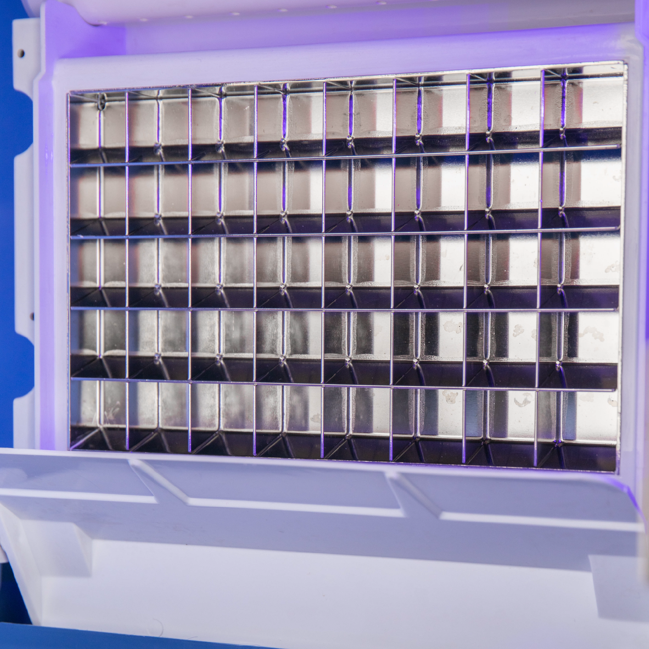 Ice machine – 60kg - Image 7
